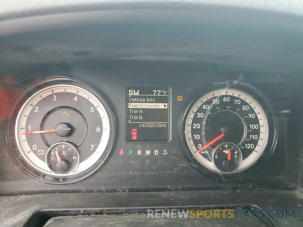 9 fotografías del automóvil dañado 1C6RR6FG2KS515200 RAM 1500 2019