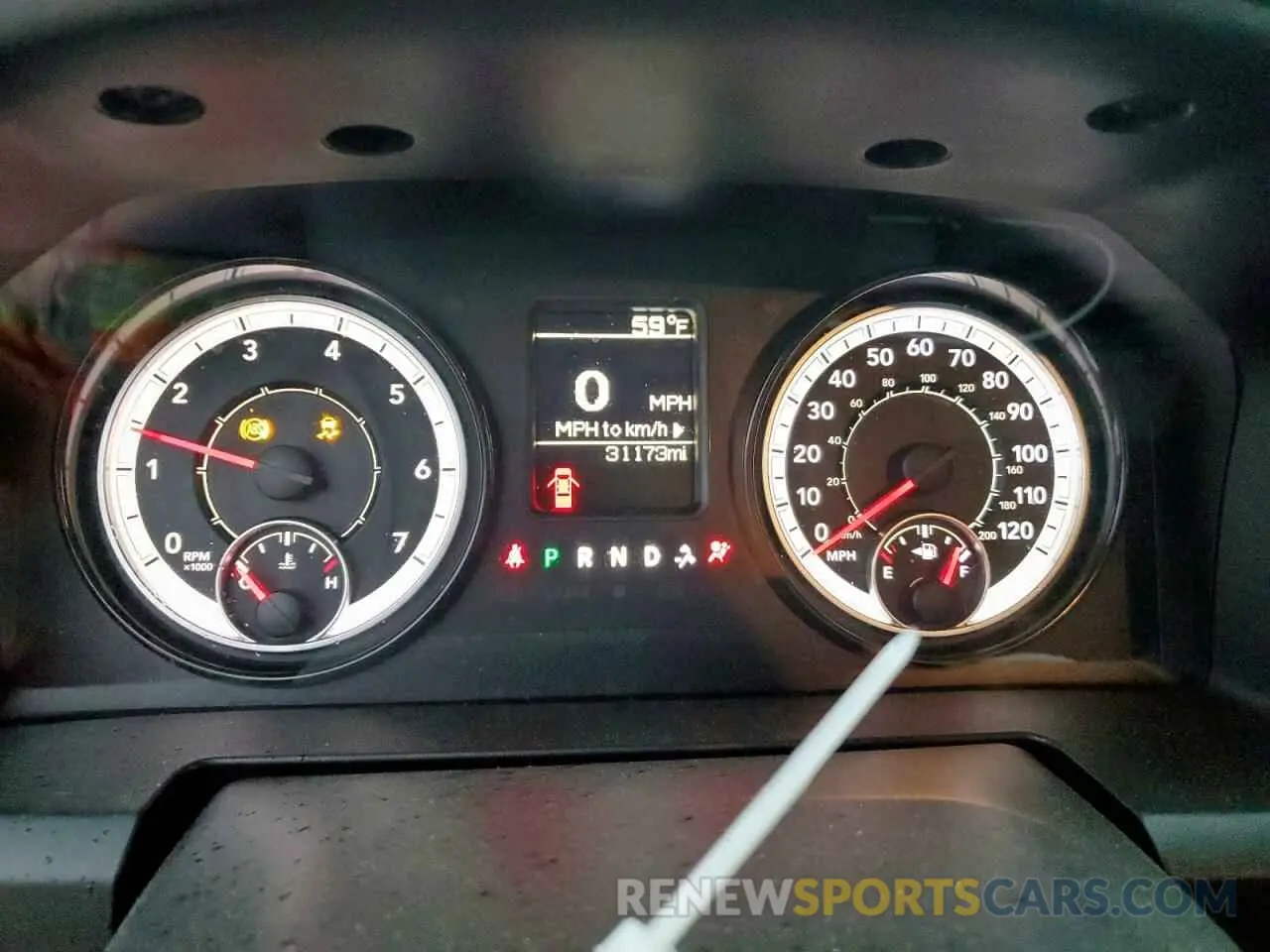 9 fotografías del automóvil dañado 1C6RR6FG2KS613269 RAM 1500 2019