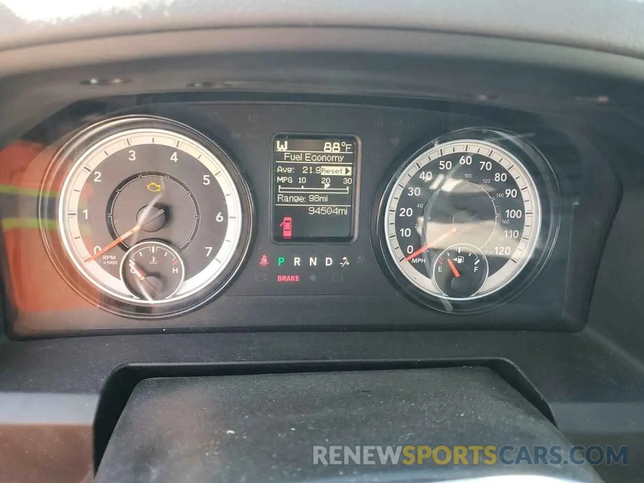 7 fotografías del automóvil dañado 1C6RR6FG3KS507574 RAM 1500 2019