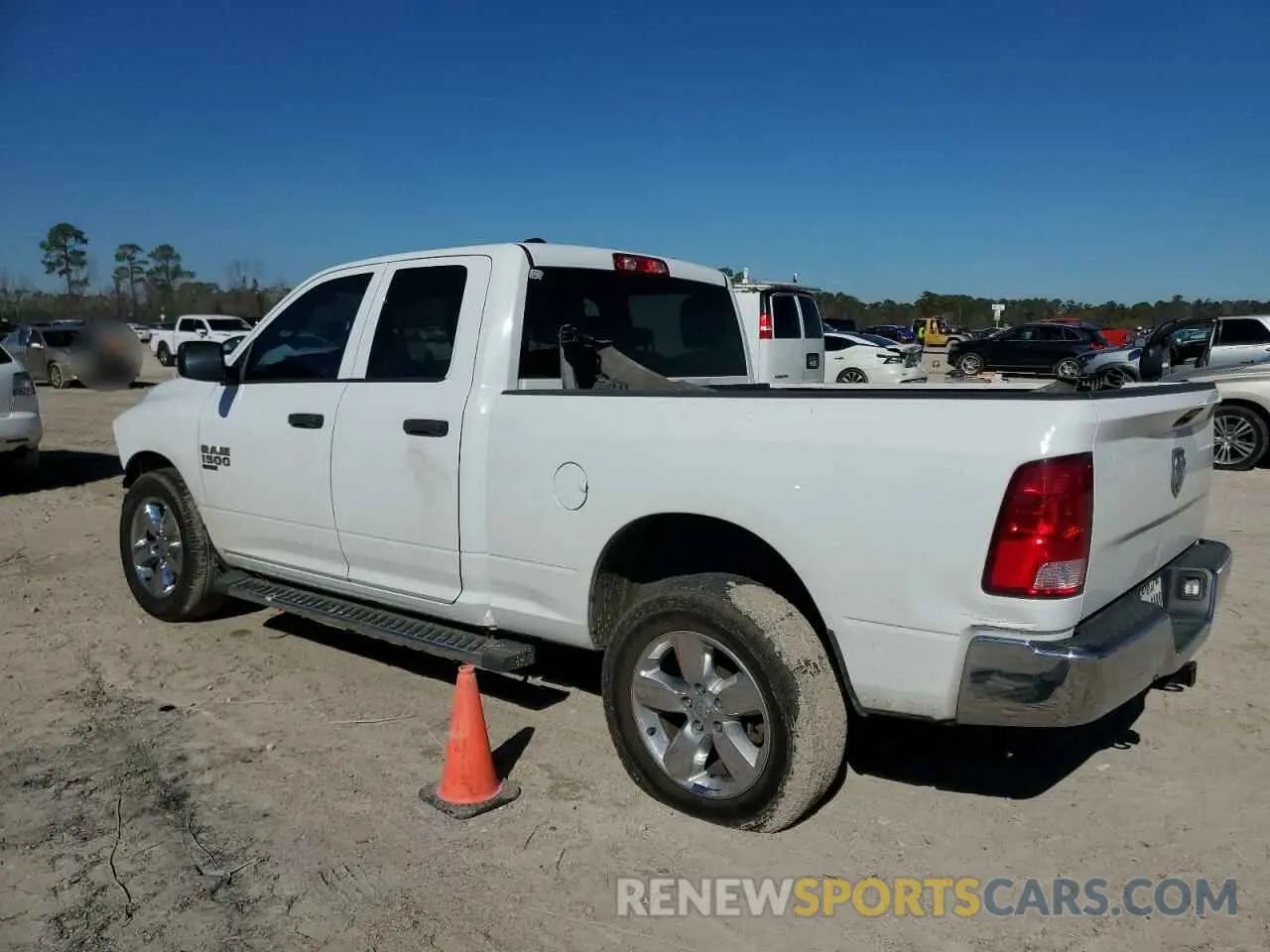 2 fotografías del automóvil dañado 1C6RR6FG3KS627939 RAM 1500 2019