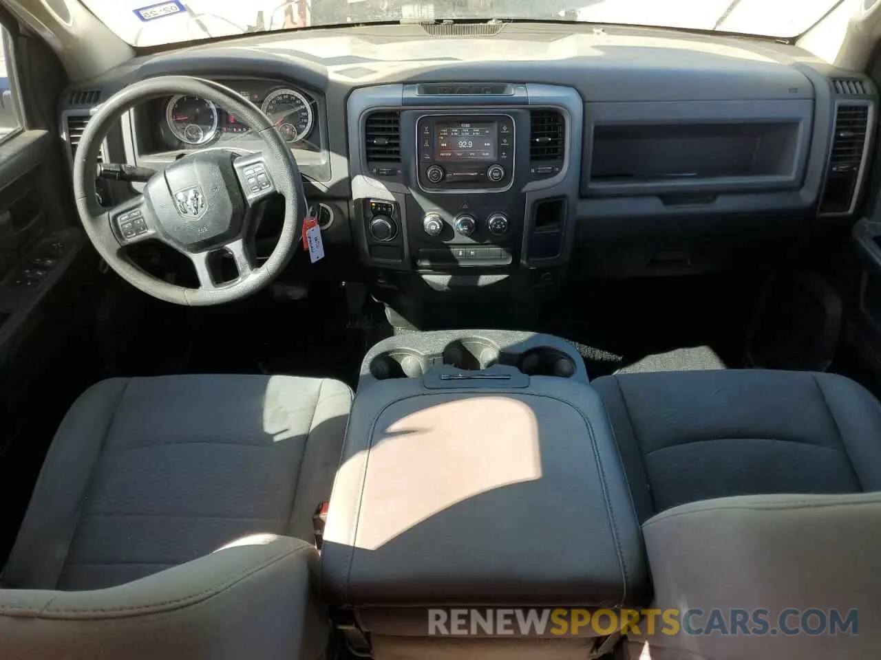 8 fotografías del automóvil dañado 1C6RR6FG3KS627939 RAM 1500 2019