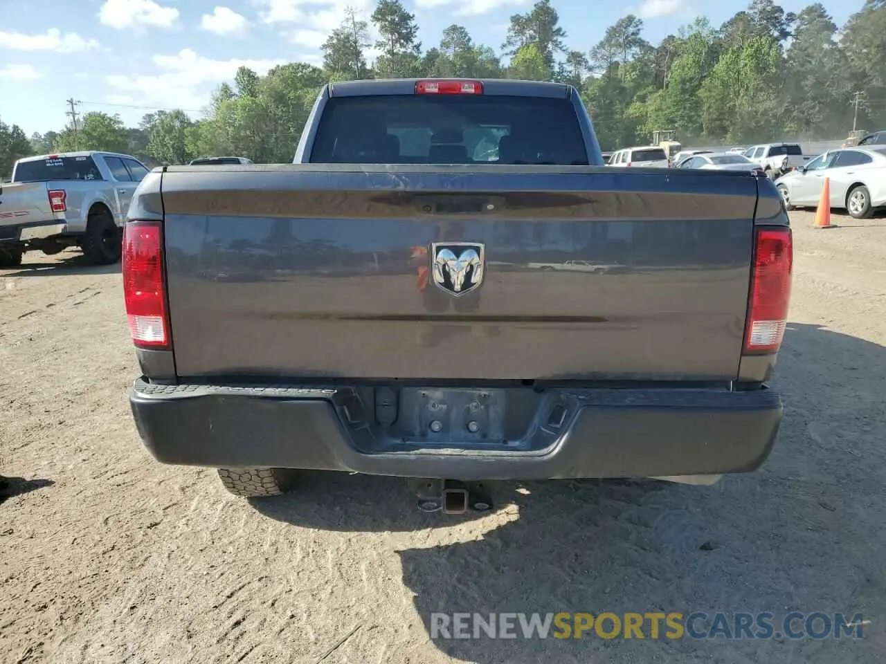 6 fotografías del automóvil dañado 1C6RR6FG3KS642814 RAM 1500 2019