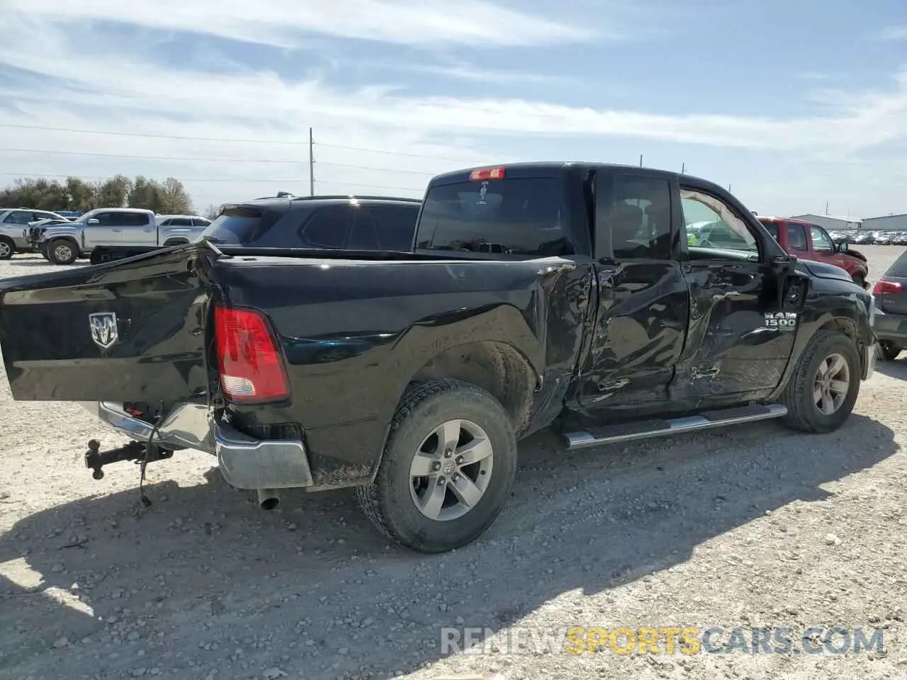 3 fotografías del automóvil dañado 1C6RR6FG7KS704926 RAM 1500 2019