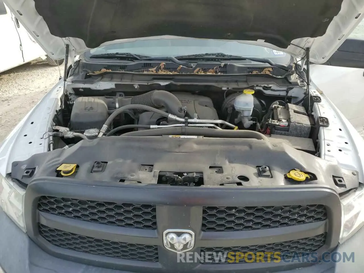 11 fotografías del automóvil dañado 1C6RR6FT0KS742060 RAM 1500 2019
