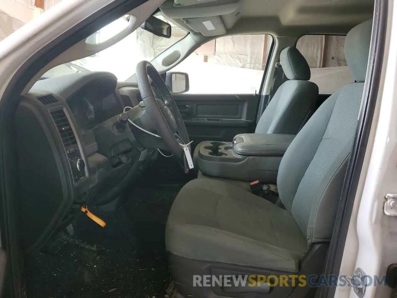 7 fotografías del automóvil dañado 1C6RR6FT5KS742197 RAM 1500 2019