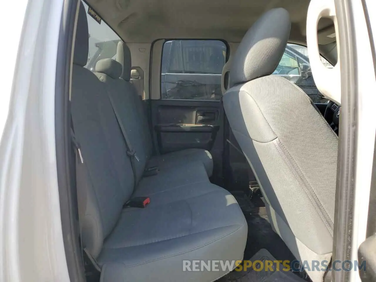 10 fotografías del automóvil dañado 1C6RR6FT9KS730845 RAM 1500 2019