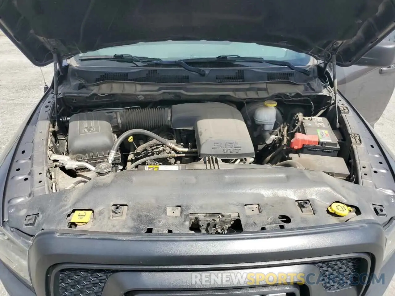 12 fotografías del automóvil dañado 1C6RR6GG6KS670928 RAM 1500 2019