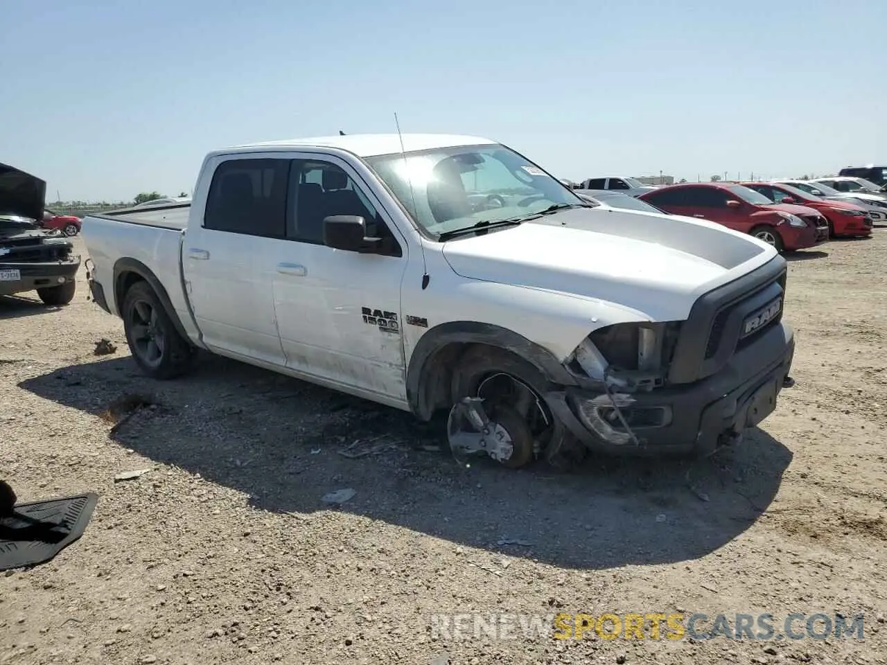 4 fotografías del automóvil dañado 1C6RR6LT3KS673157 RAM 1500 2019