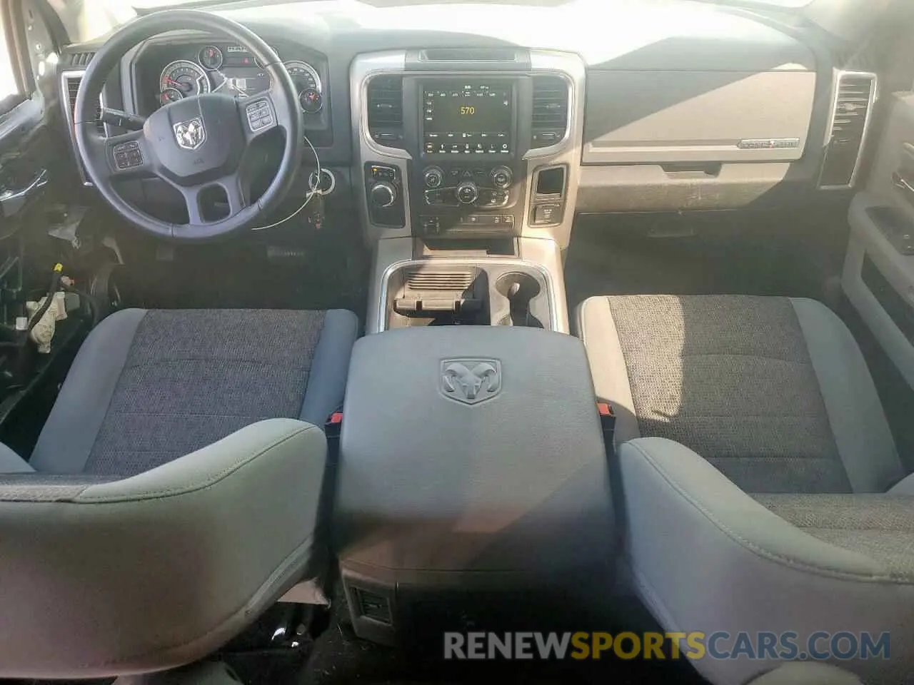 8 fotografías del automóvil dañado 1C6RR6LT4KS539516 RAM 1500 2019