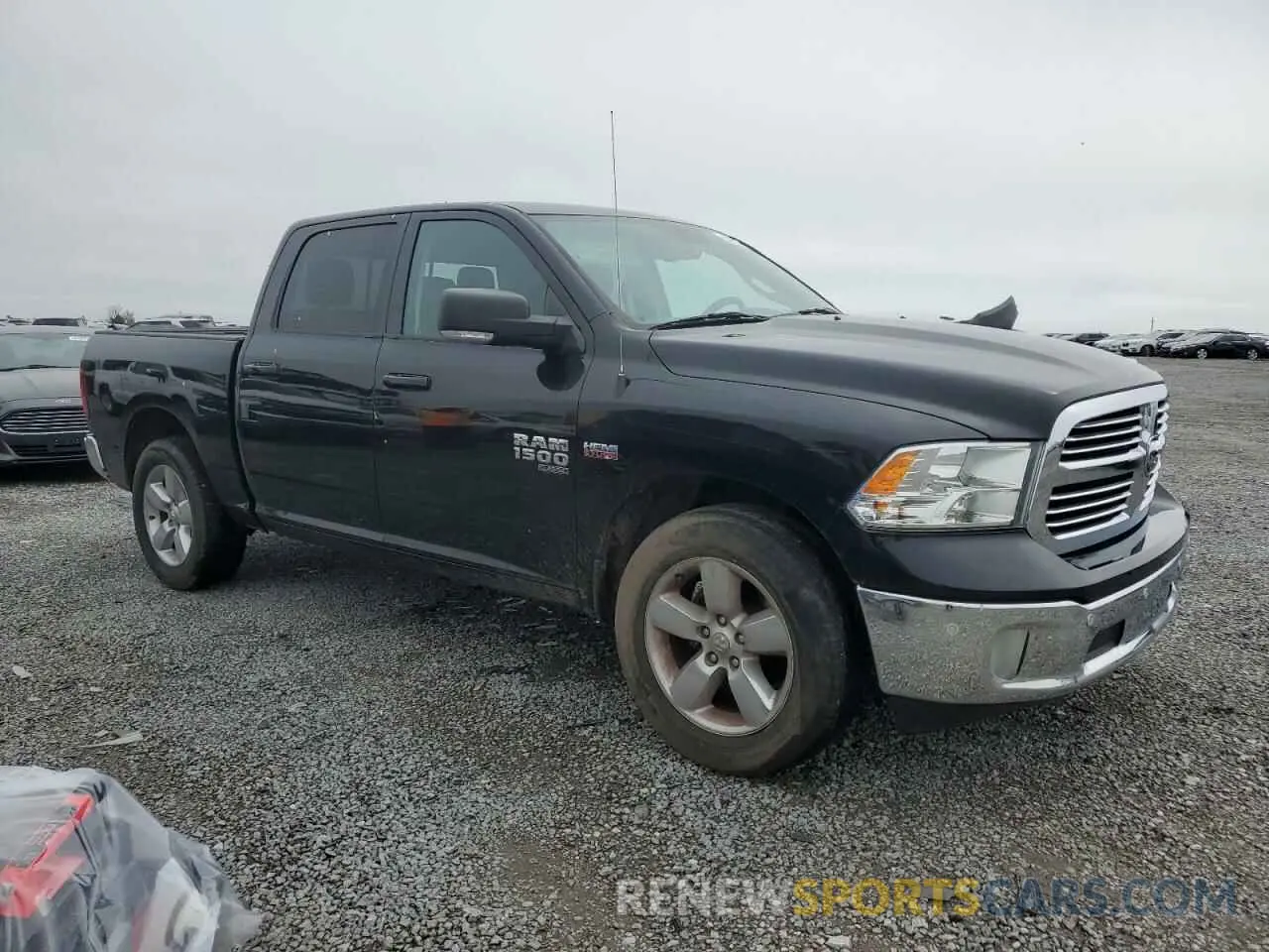 4 fotografías del automóvil dañado 1C6RR6LT9KS539205 RAM 1500 2019