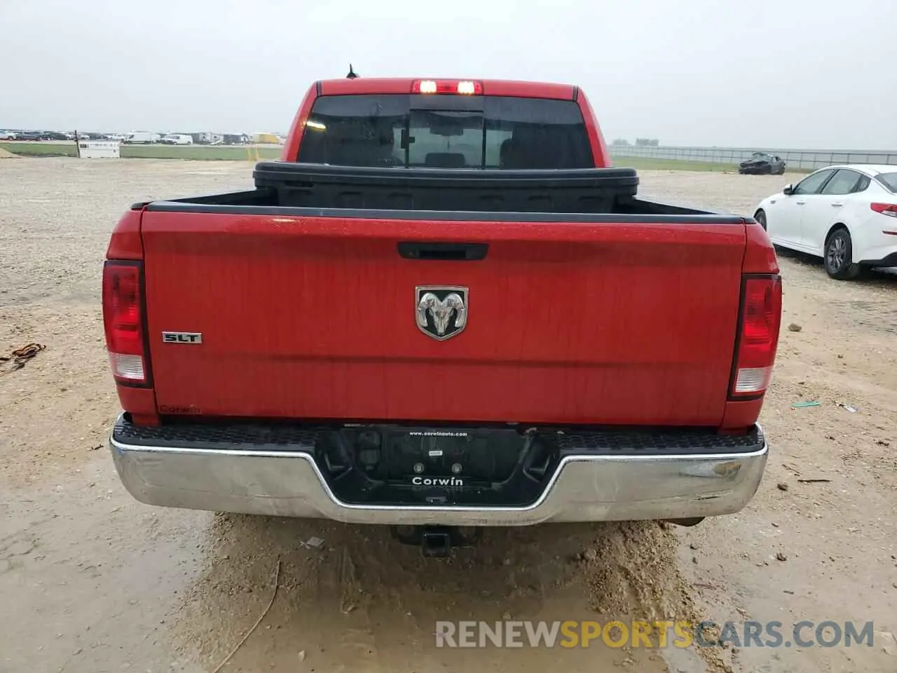 6 fotografías del automóvil dañado 1C6RR6LT9KS549054 RAM 1500 2019