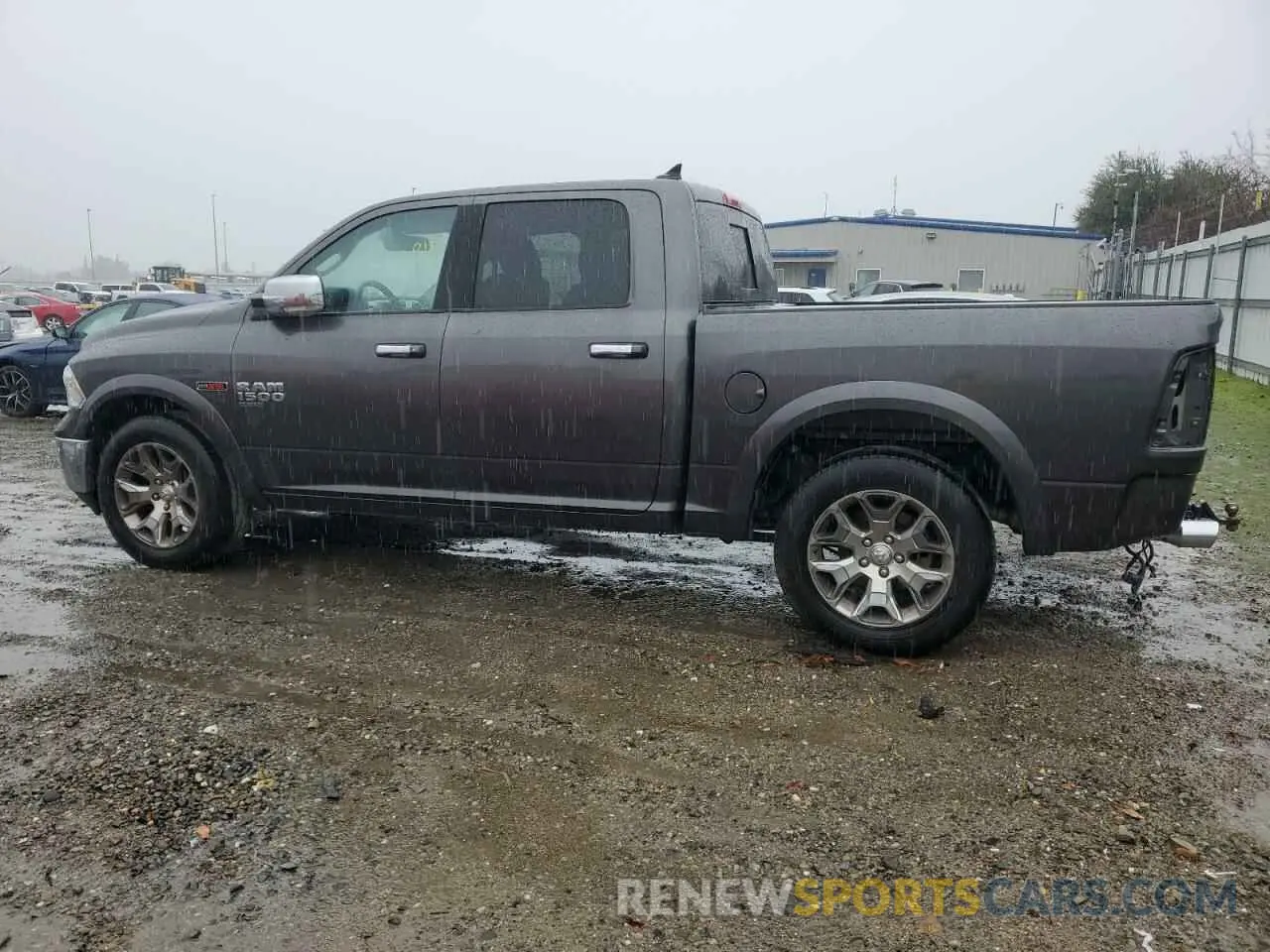 2 fotografías del automóvil dañado 1C6RR6NM0KS709702 RAM 1500 2019