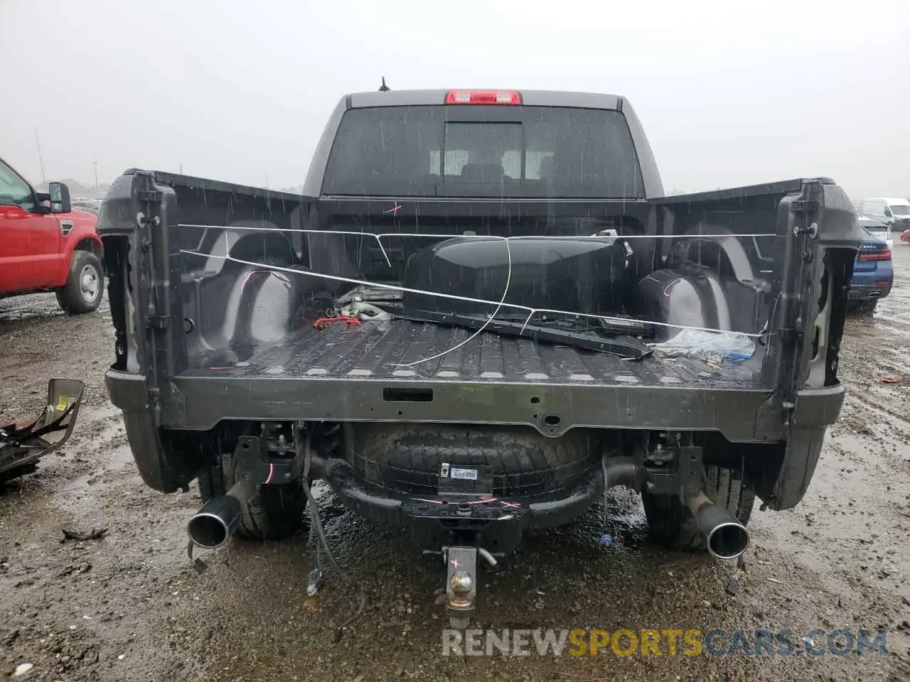 6 fotografías del automóvil dañado 1C6RR6NM0KS709702 RAM 1500 2019
