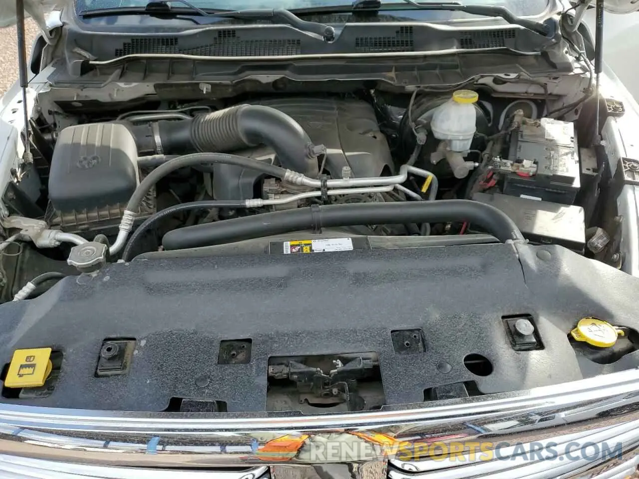 11 fotografías del automóvil dañado 1C6RR6TT0KS572433 RAM 1500 2019