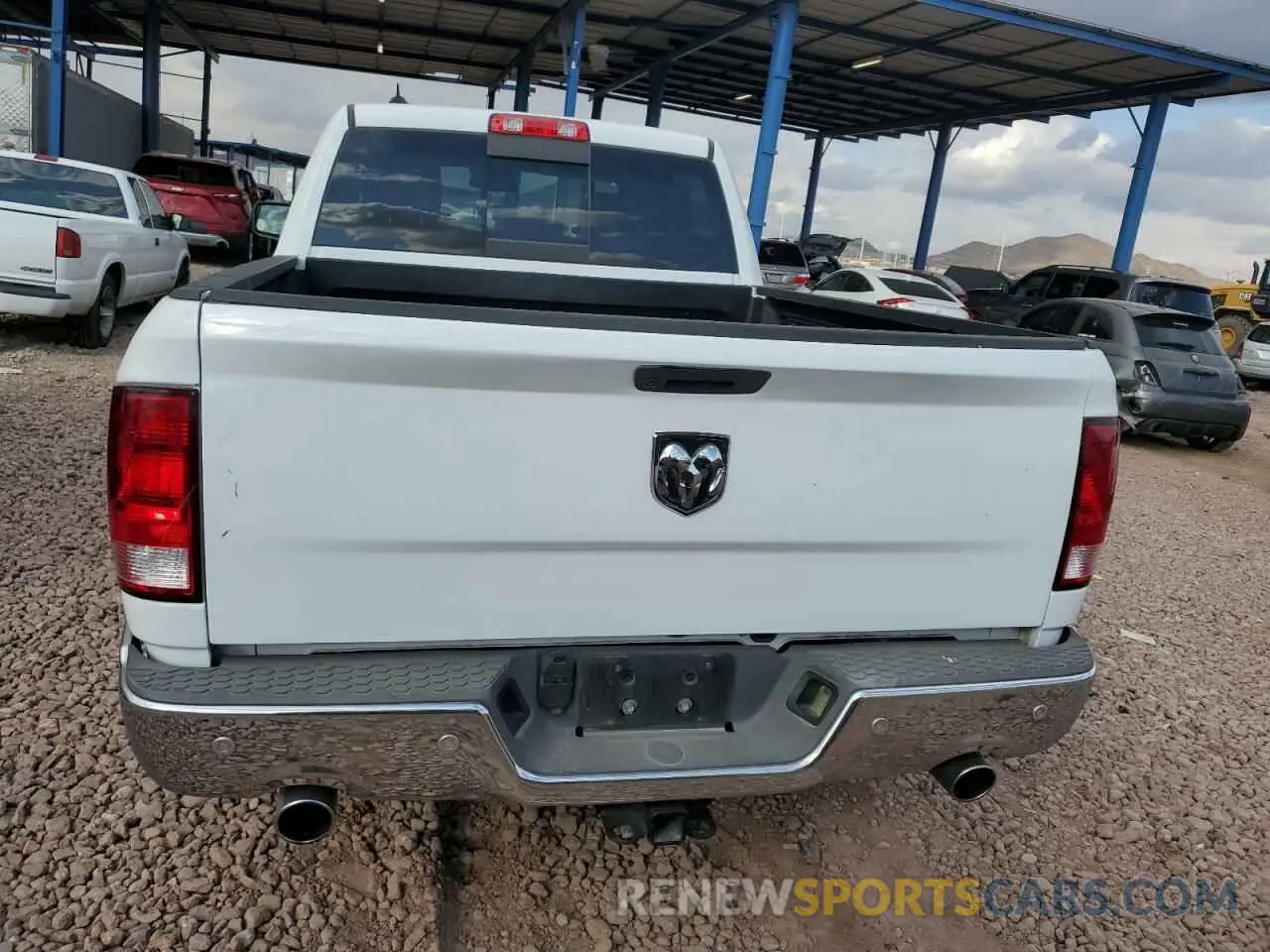 6 fotografías del automóvil dañado 1C6RR6TT0KS572433 RAM 1500 2019