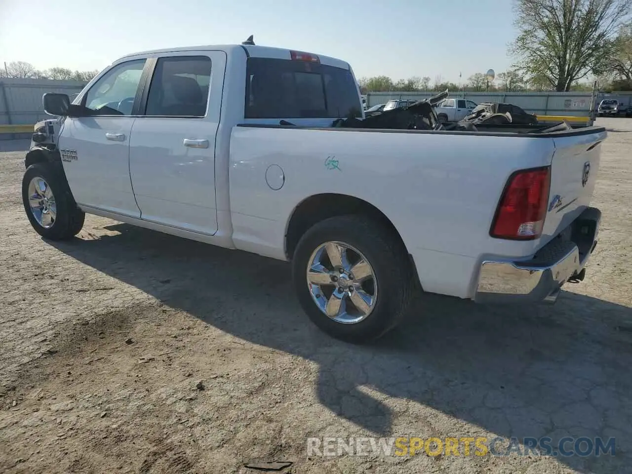 2 fotografías del automóvil dañado 1C6RR6TT0KS678512 RAM 1500 2019