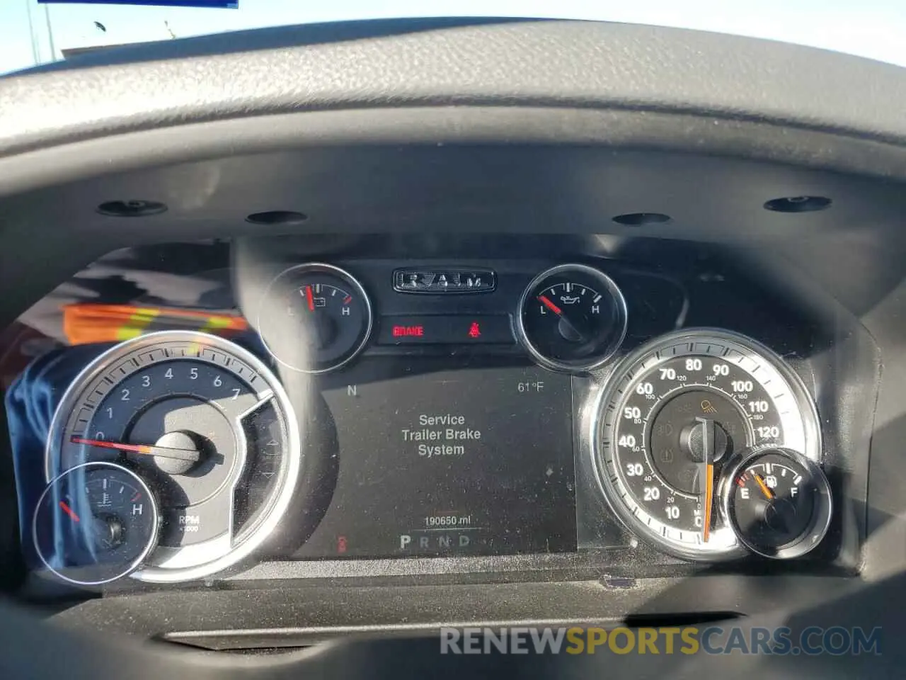9 fotografías del automóvil dañado 1C6RR6TT4KS686807 RAM 1500 2019