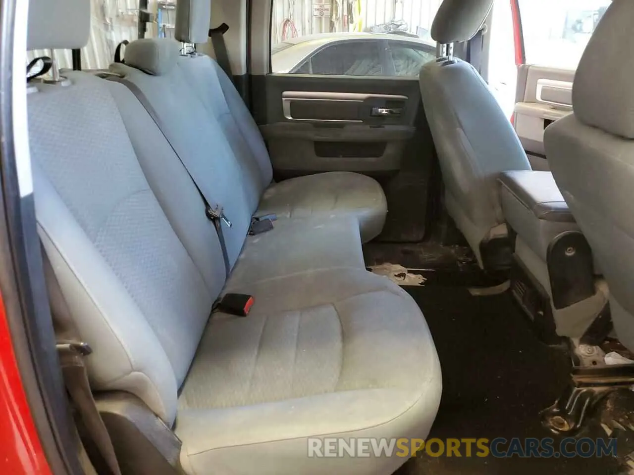 10 fotografías del automóvil dañado 1C6RR6TT5KS661284 RAM 1500 2019