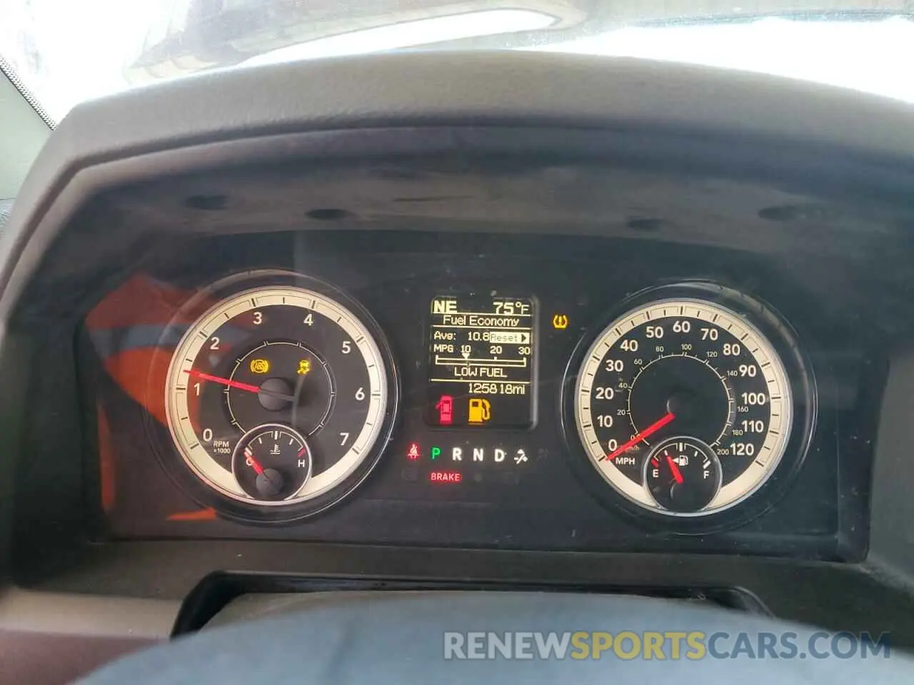 9 fotografías del automóvil dañado 1C6RR6TT7KS602334 RAM 1500 2019
