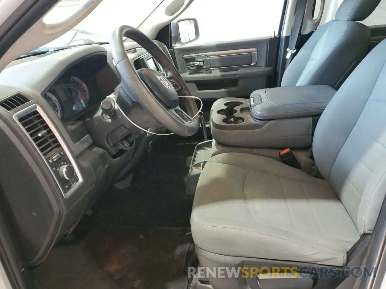 7 fotografías del automóvil dañado 1C6RR6TT8KS678208 RAM 1500 2019
