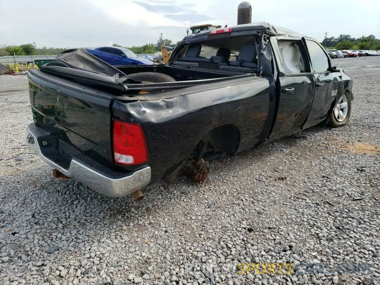 3 fotografías del automóvil dañado 1C6RR6TTXKS509646 RAM 1500 2019