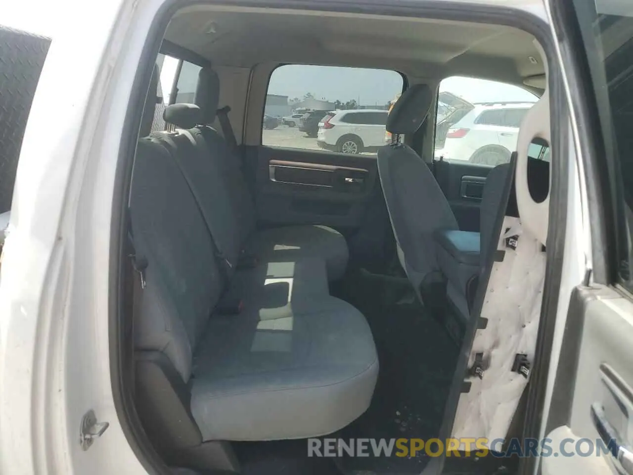 10 fotografías del automóvil dañado 1C6RR6TTXKS612808 RAM 1500 2019