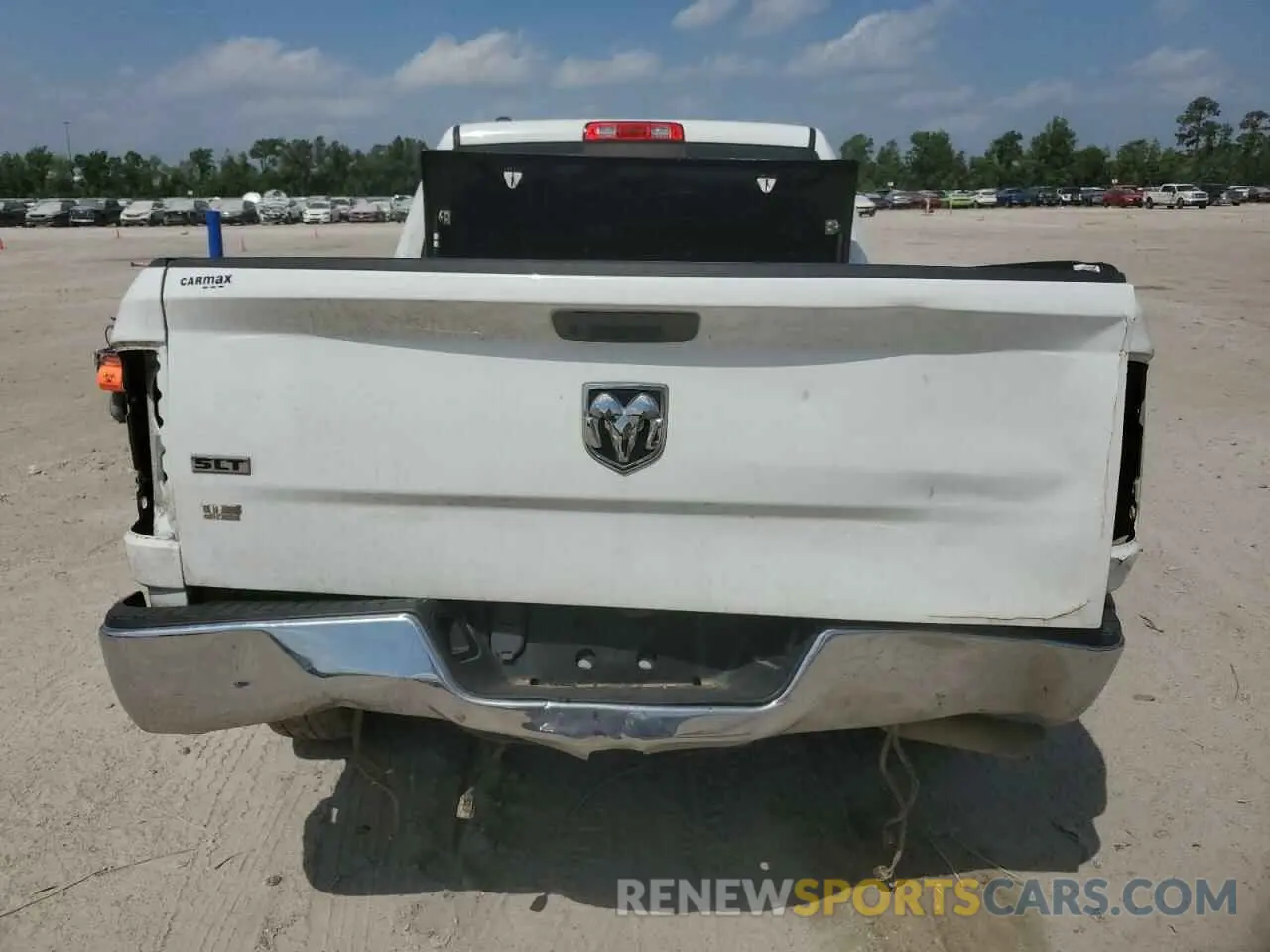 6 fotografías del automóvil dañado 1C6RR6TTXKS612808 RAM 1500 2019