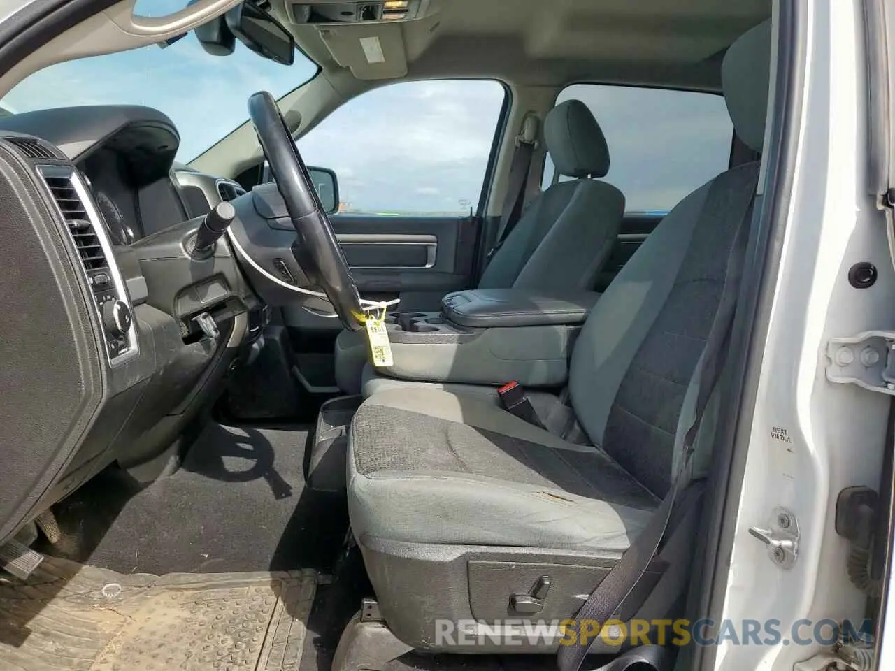 7 fotografías del automóvil dañado 1C6RR6TTXKS693258 RAM 1500 2019