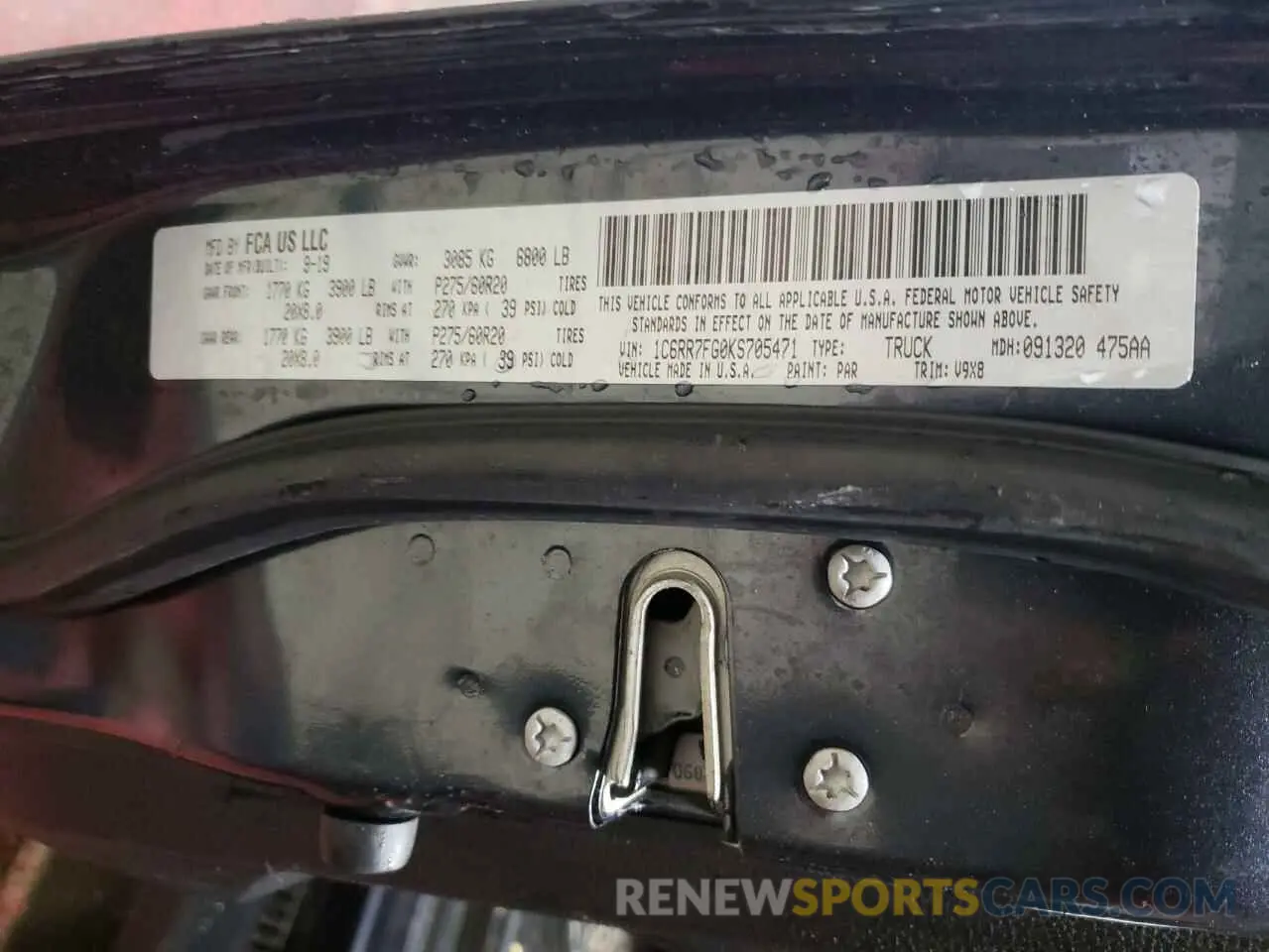12 fotografías del automóvil dañado 1C6RR7FG0KS705471 RAM 1500 2019