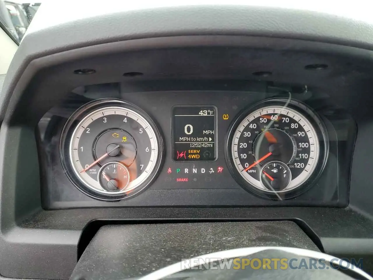 9 fotografías del automóvil dañado 1C6RR7FG1KS536478 RAM 1500 2019