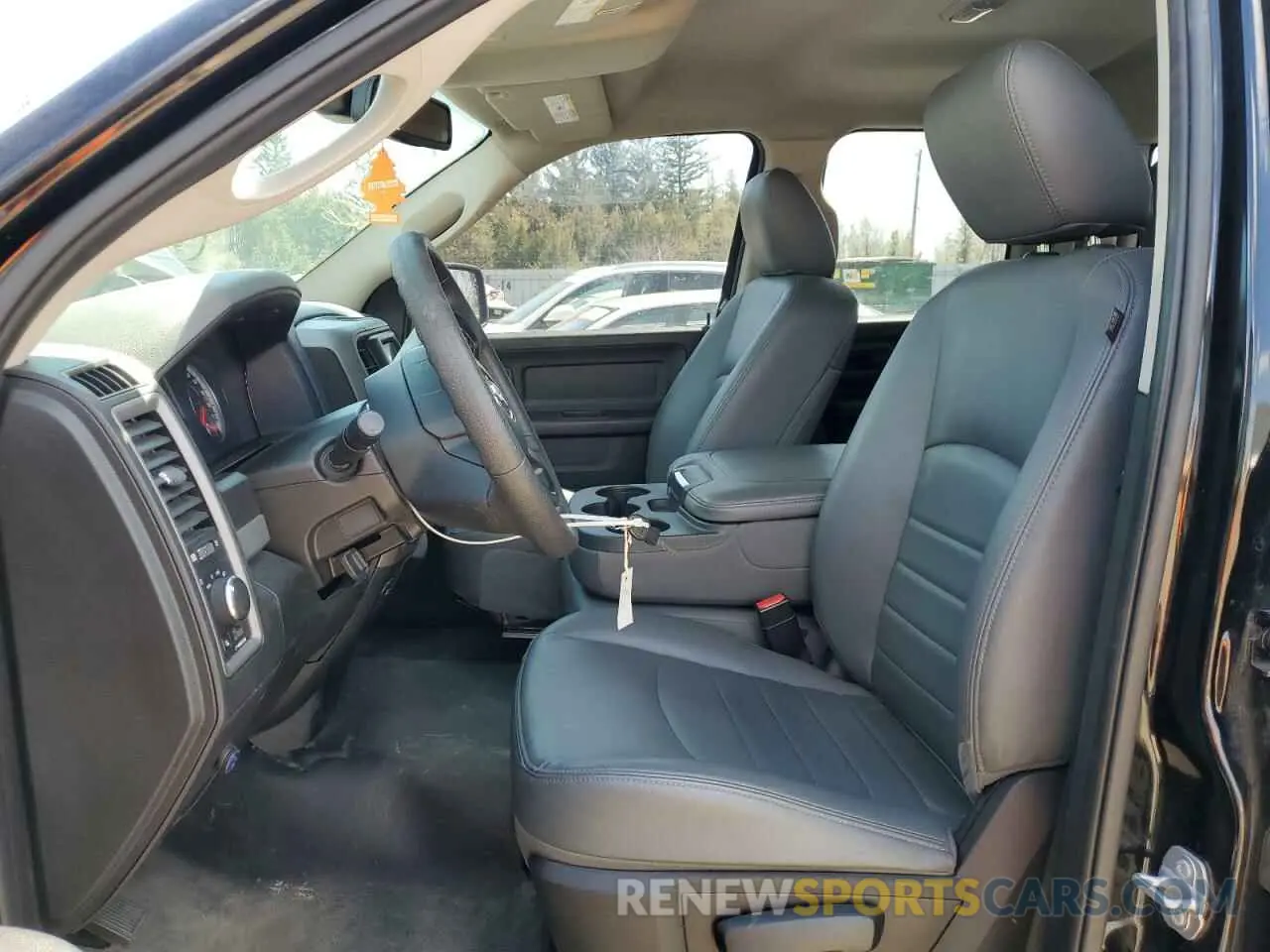 7 fotografías del automóvil dañado 1C6RR7FG2KS686650 RAM 1500 2019