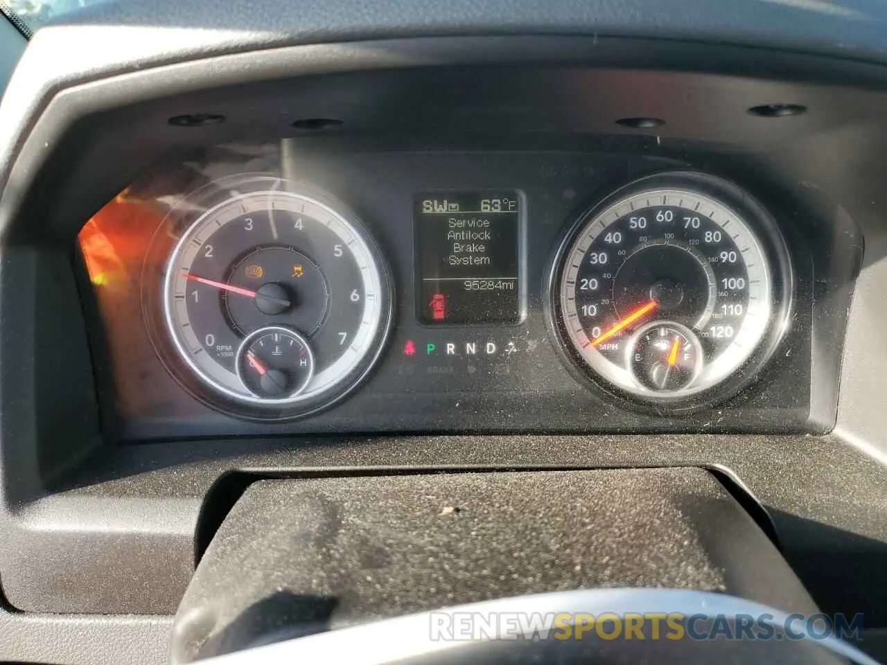 9 fotografías del automóvil dañado 1C6RR7FG4KS639166 RAM 1500 2019