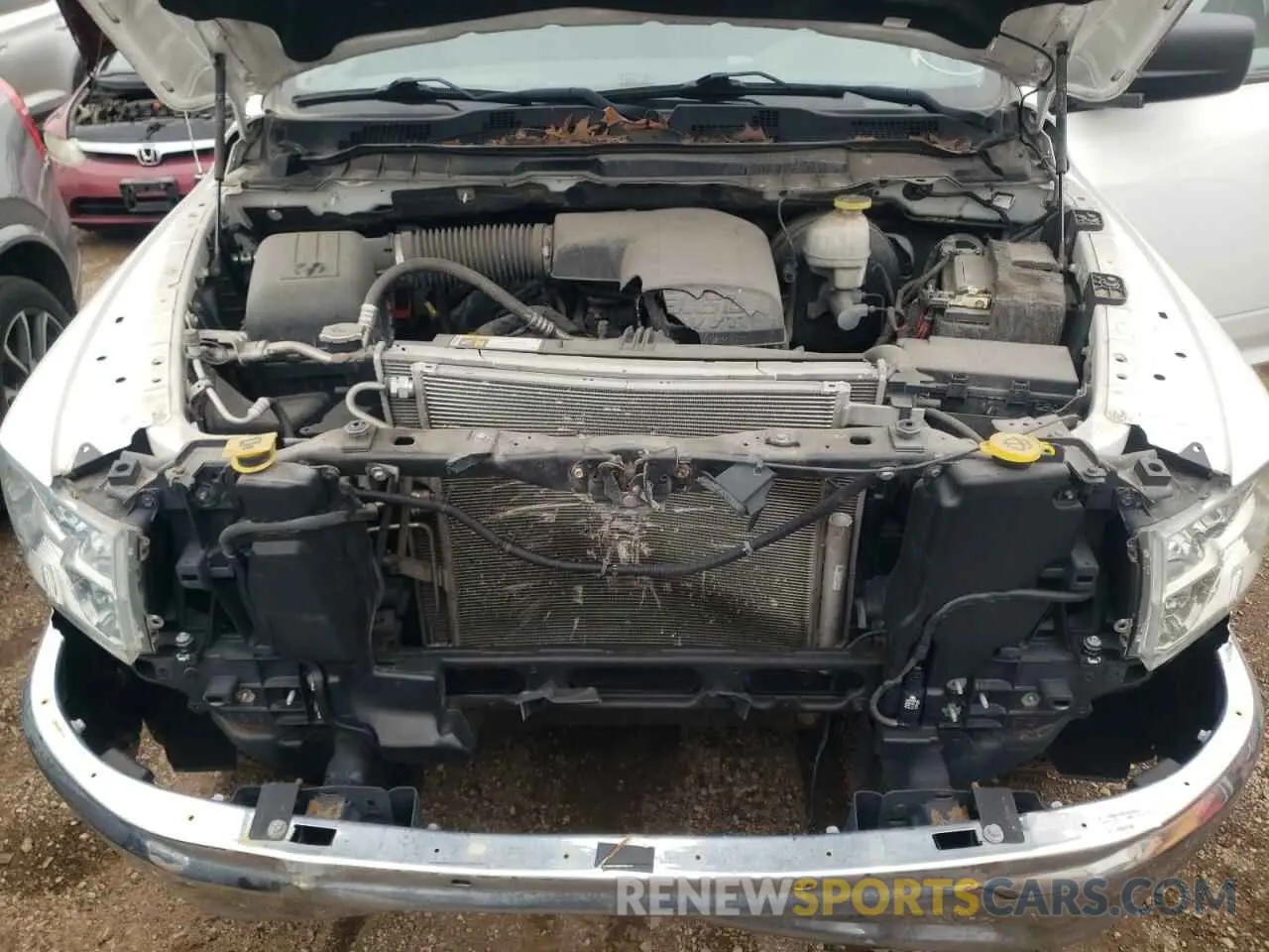 11 fotografías del automóvil dañado 1C6RR7FG5KS685508 RAM 1500 2019