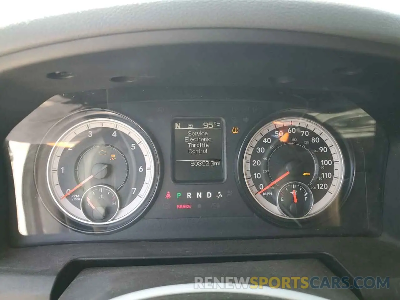 9 fotografías del automóvil dañado 1C6RR7FG7KS525176 RAM 1500 2019