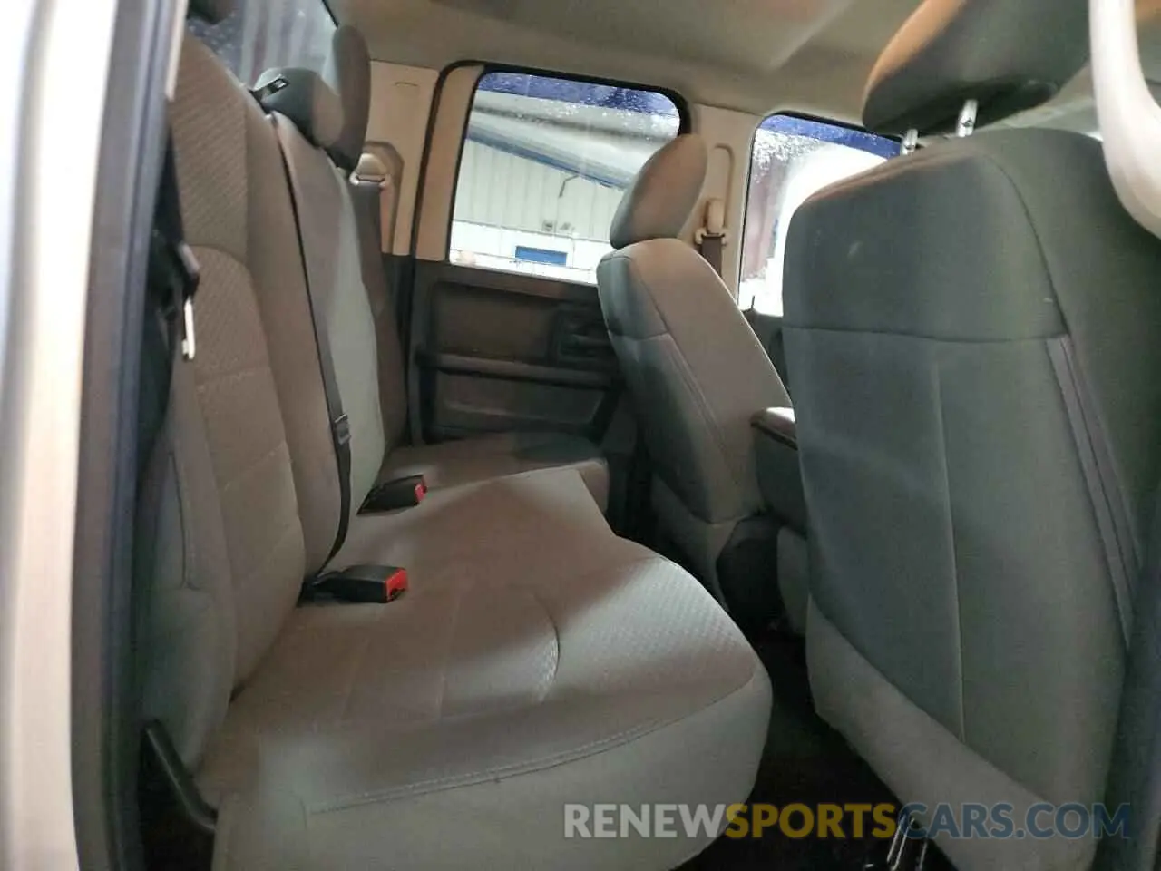 10 fotografías del automóvil dañado 1C6RR7FGXKS518965 RAM 1500 2019