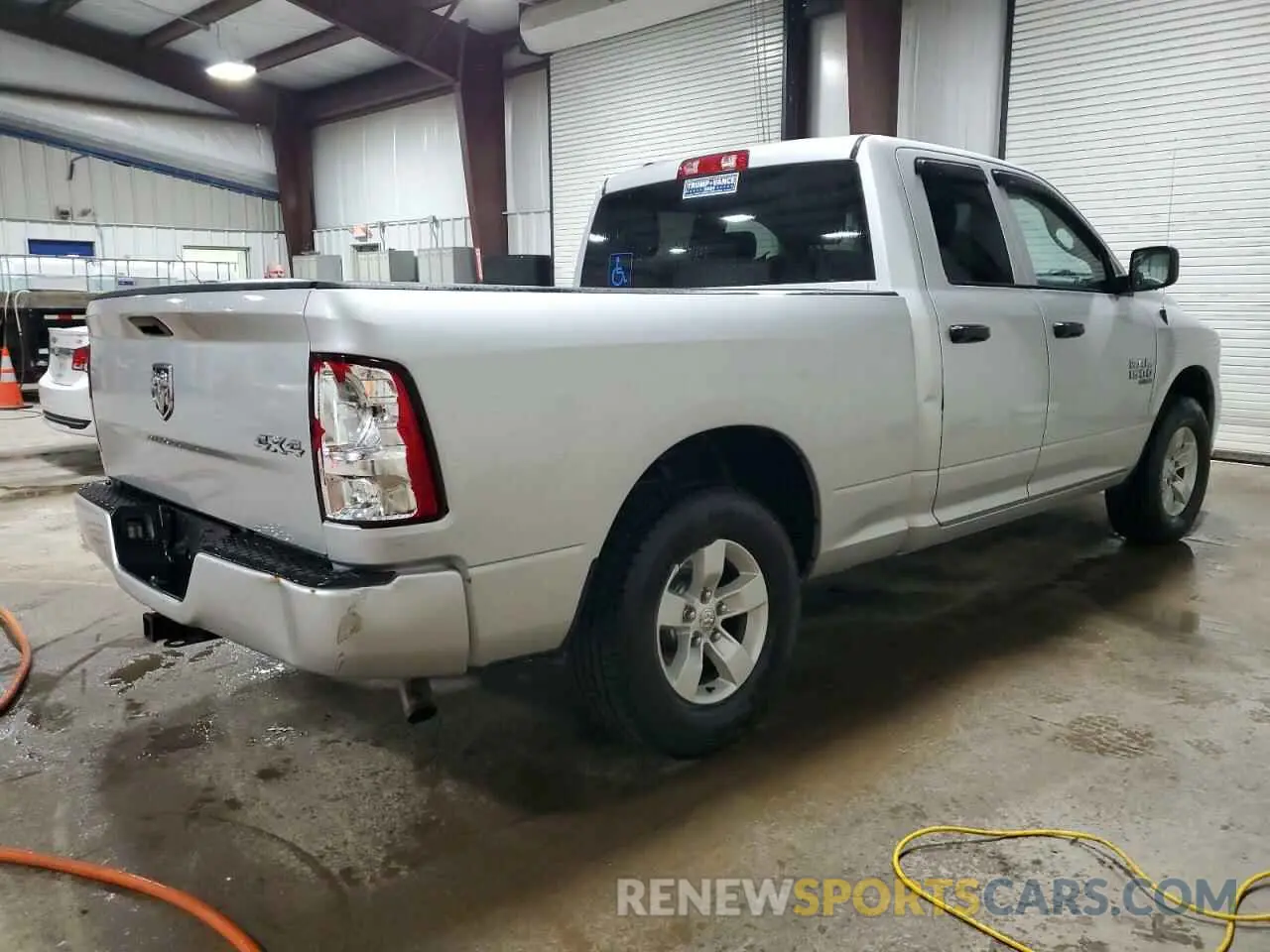 3 fotografías del automóvil dañado 1C6RR7FGXKS518965 RAM 1500 2019