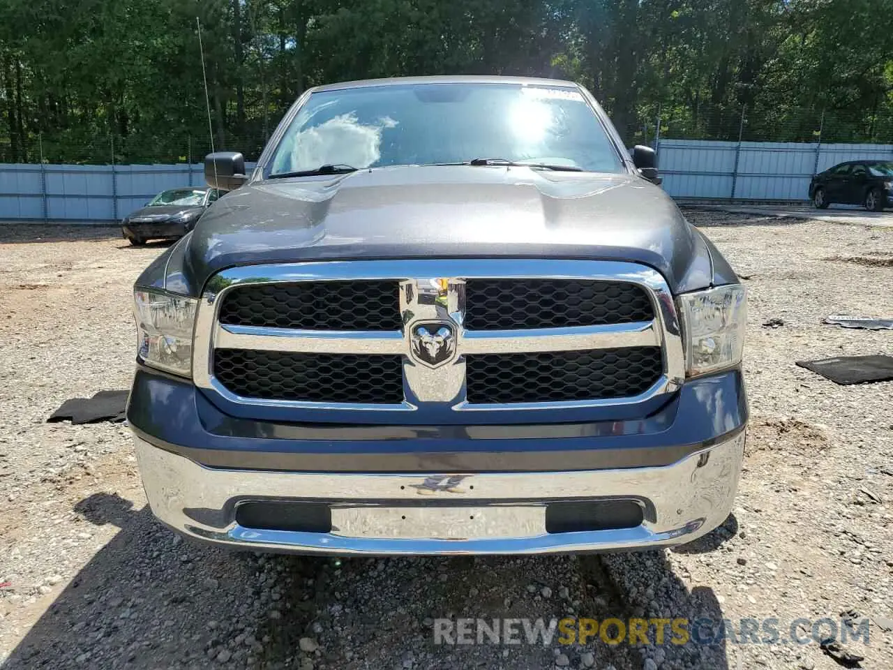 5 fotografías del automóvil dañado 1C6RR7FGXKS578566 RAM 1500 2019