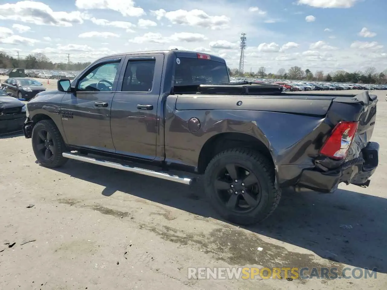 2 fotografías del automóvil dañado 1C6RR7FT3KS503950 RAM 1500 2019