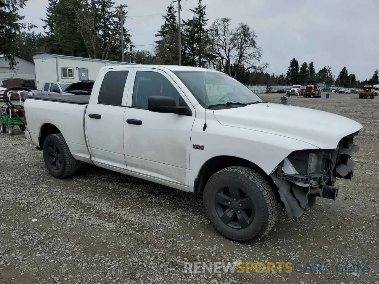 4 fotografías del automóvil dañado 1C6RR7FT3KS597599 RAM 1500 2019