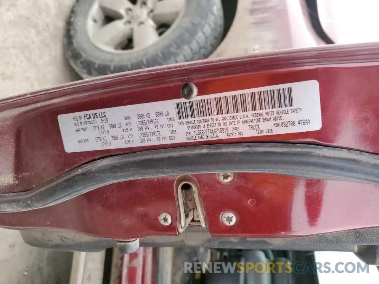 12 fotografías del automóvil dañado 1C6RR7FT4KS715918 RAM 1500 2019