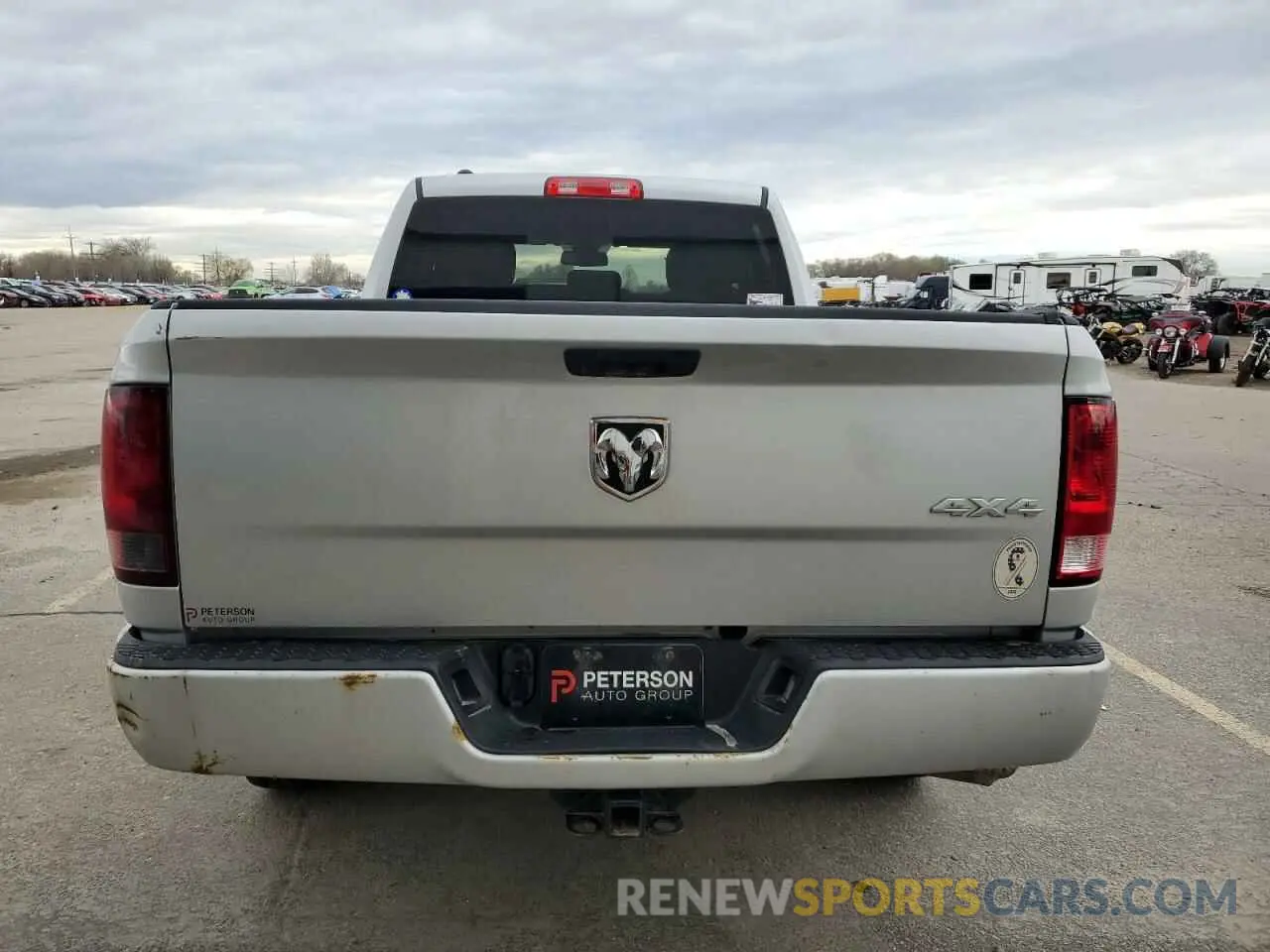 6 fotografías del automóvil dañado 1C6RR7FT8KS547068 RAM 1500 2019