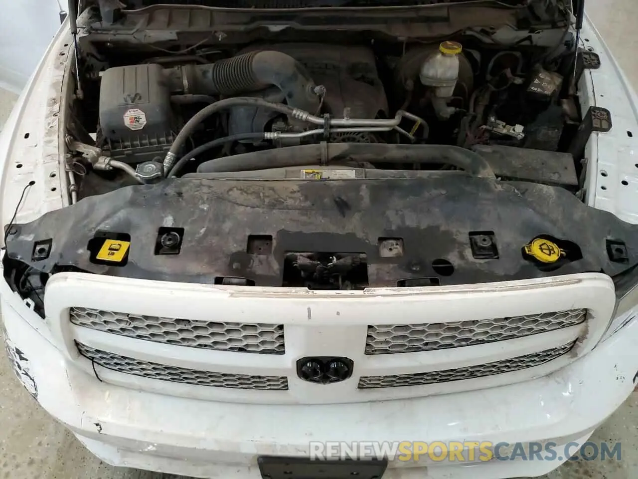 11 fotografías del automóvil dañado 1C6RR7FT8KS626370 RAM 1500 2019
