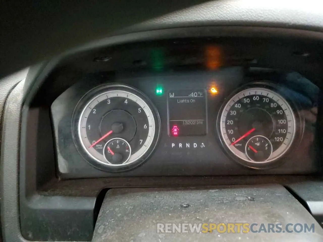 9 fotografías del automóvil dañado 1C6RR7FT8KS626370 RAM 1500 2019