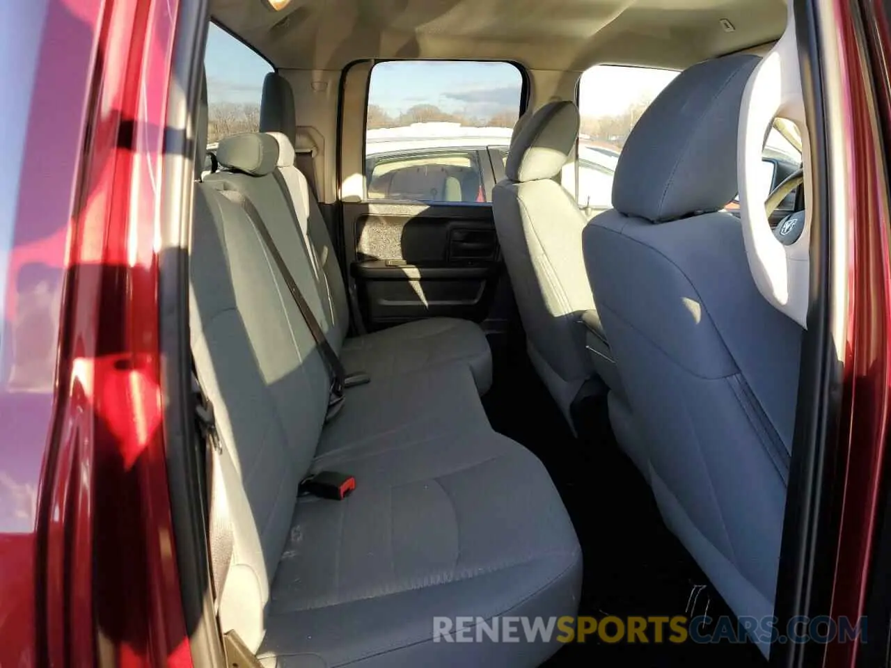 10 fotografías del automóvil dañado 1C6RR7FTXKS517263 RAM 1500 2019