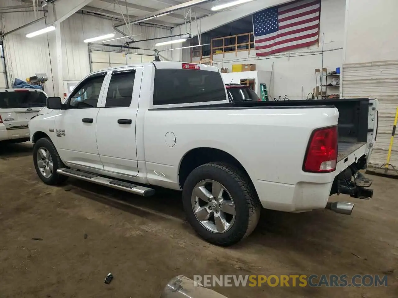 2 fotografías del automóvil dañado 1C6RR7FTXKS725059 RAM 1500 2019