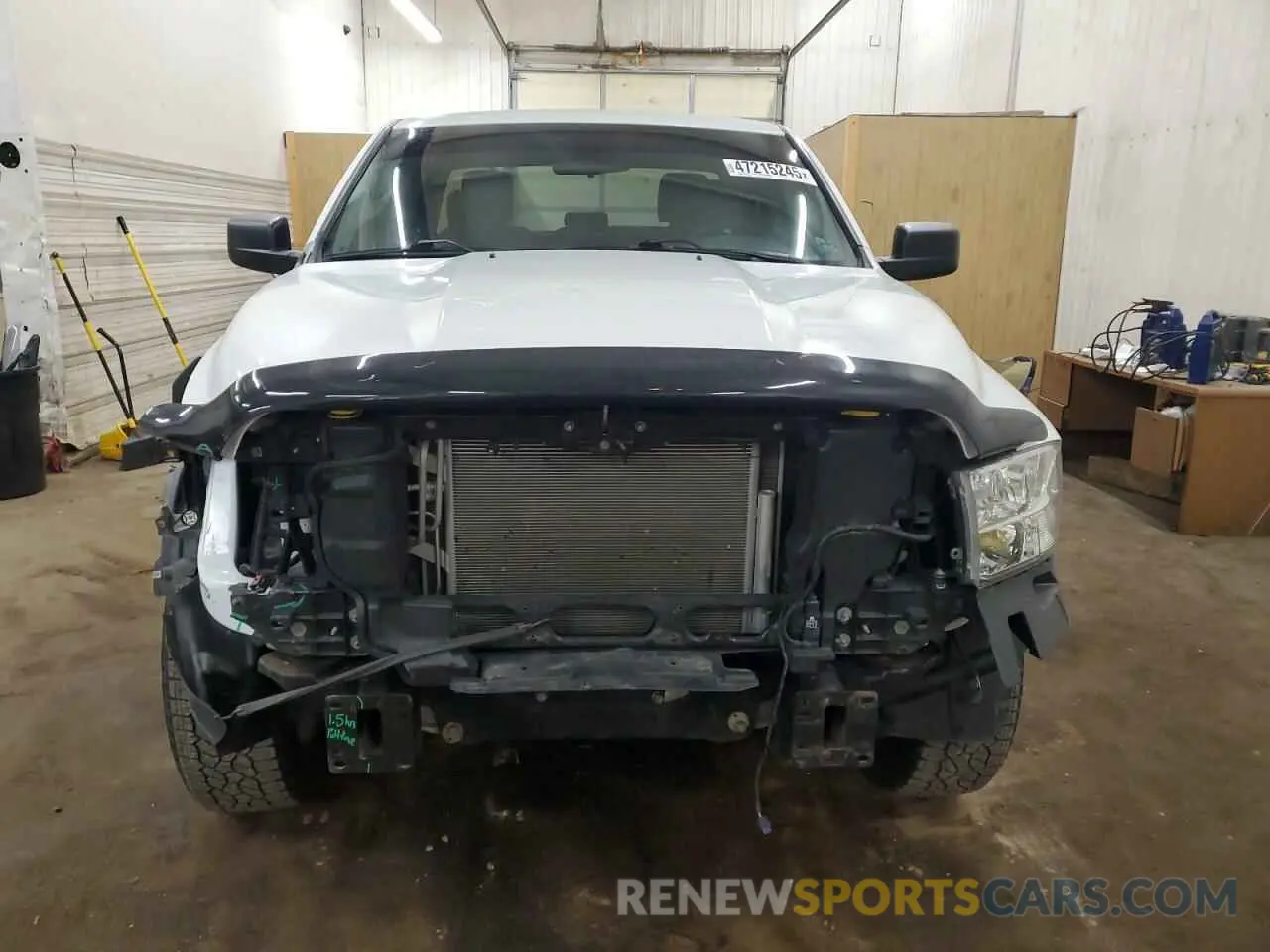 5 fotografías del automóvil dañado 1C6RR7FTXKS725059 RAM 1500 2019