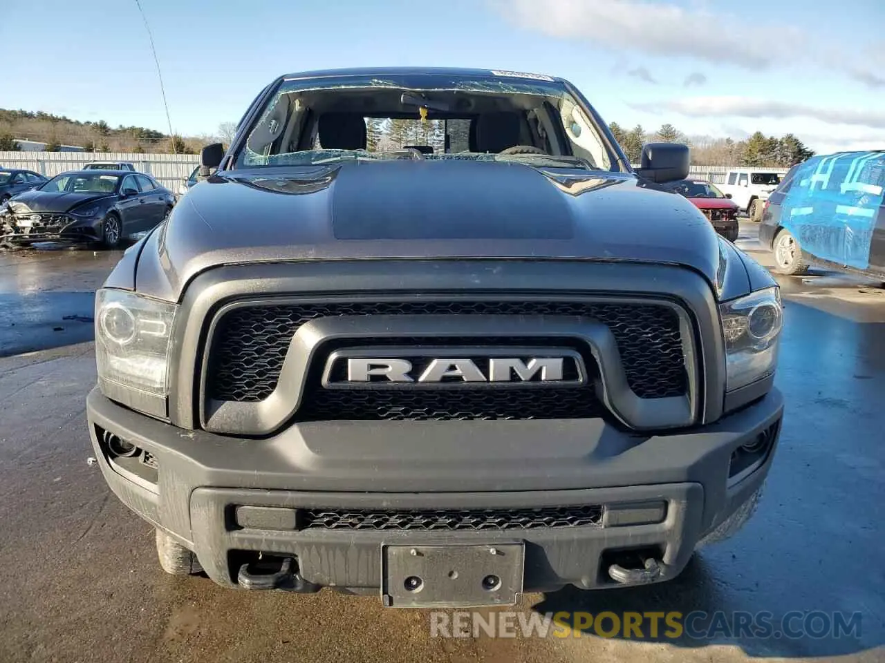 5 fotografías del automóvil dañado 1C6RR7GG4KS693016 RAM 1500 2019