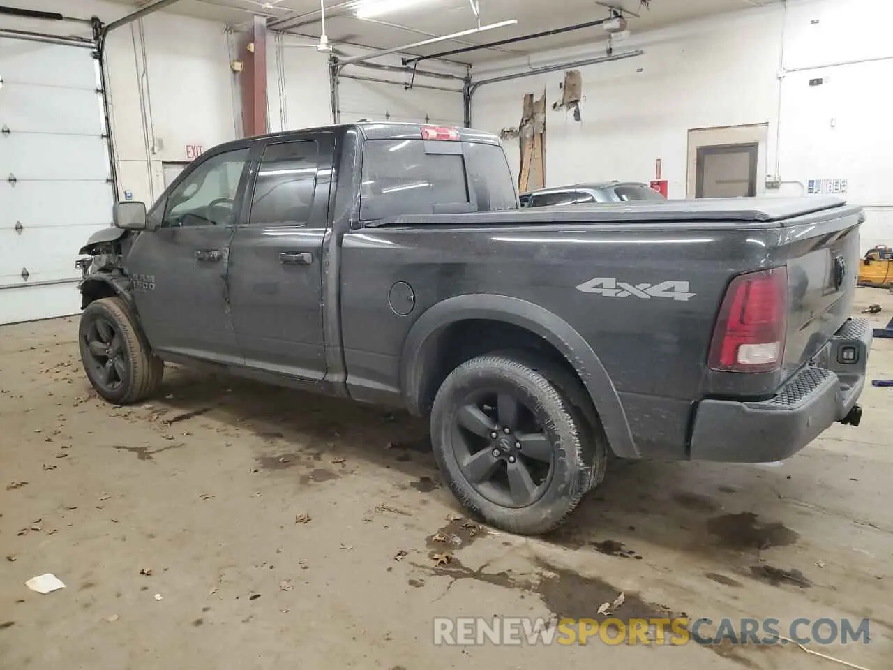 2 fotografías del automóvil dañado 1C6RR7GG6KS671339 RAM 1500 2019