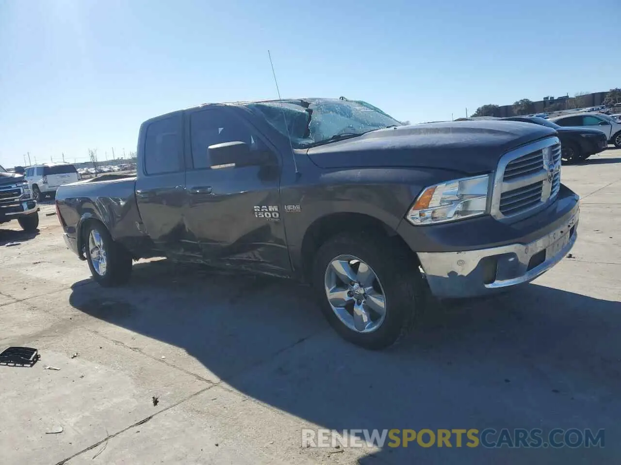 4 fotografías del automóvil dañado 1C6RR7GT0KS636616 RAM 1500 2019