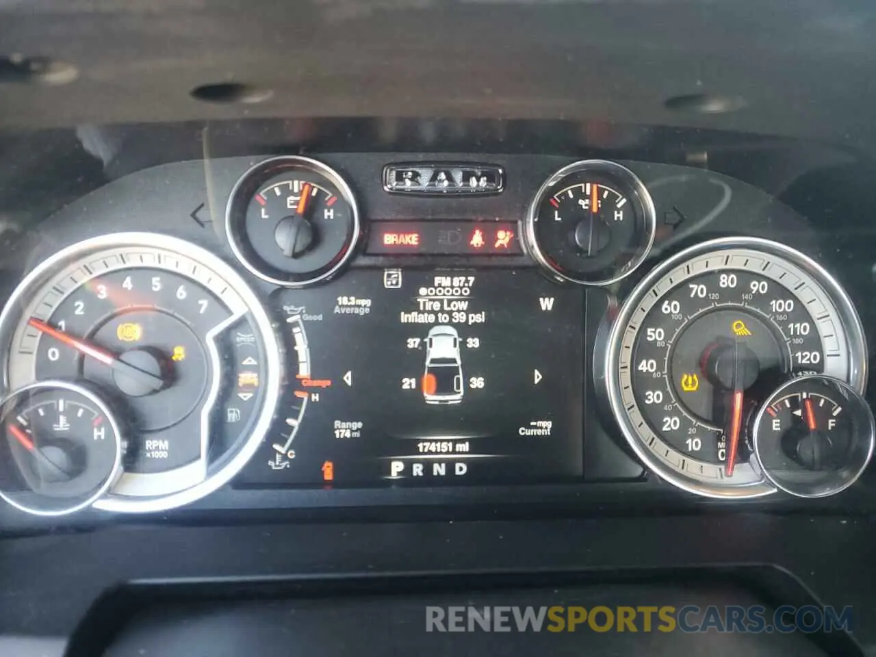 9 fotografías del automóvil dañado 1C6RR7GT0KS636616 RAM 1500 2019
